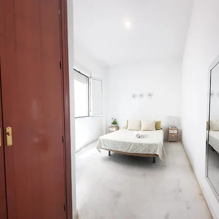 Budget And Lovely Setas Apartment
