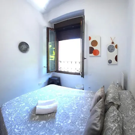 Apartment Budget And Lovely Setas Sevilla