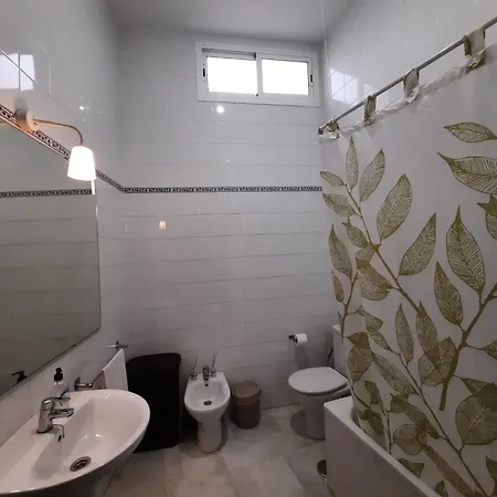 Budget And Lovely Setas Apartment