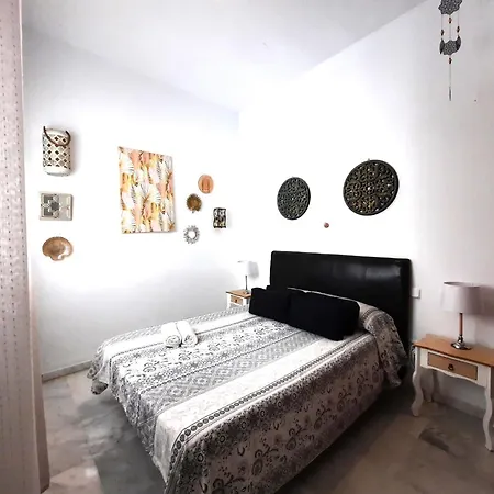 Budget And Lovely Setas Apartment